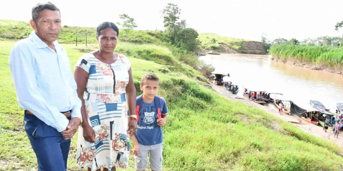 Casamento Coletivo no seringal Paraíso: 45 casais oficializam união às margens do Rio Muru