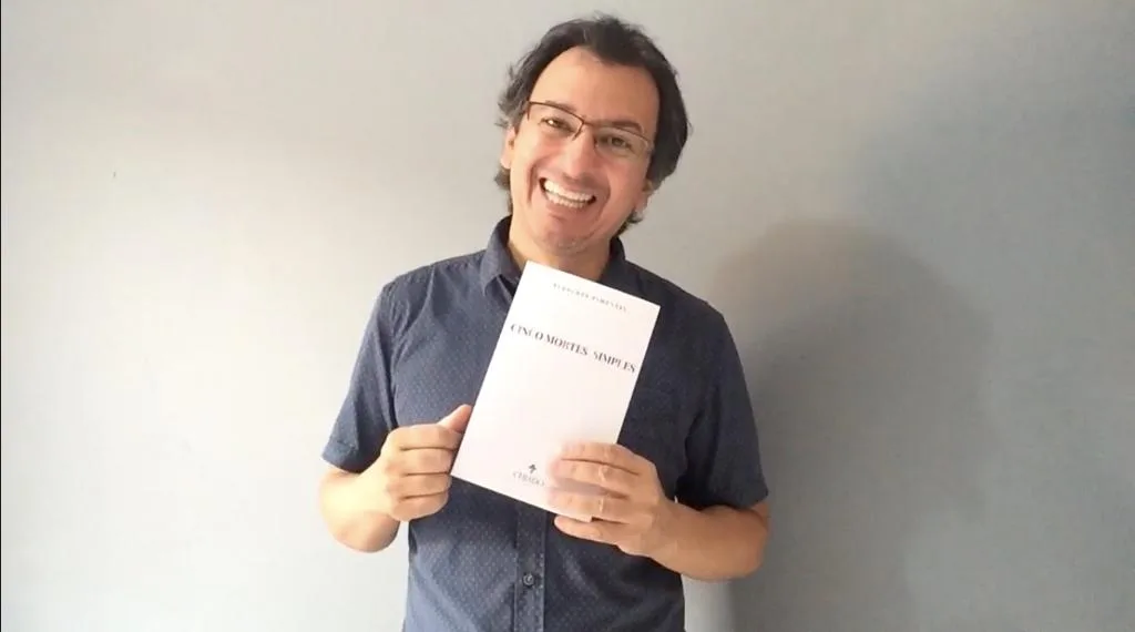 Professor lança campanha para incentivar hábito da leitura: 'Acreano, Seja Leitor'
