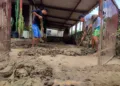 Moradores da Base se juntam ao mutirão de limpeza da Prefeitura: 'mão na massa'