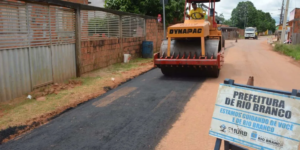 Emurb anuncia mais de 340 vagas para níveis fundamental e médio; veja edital