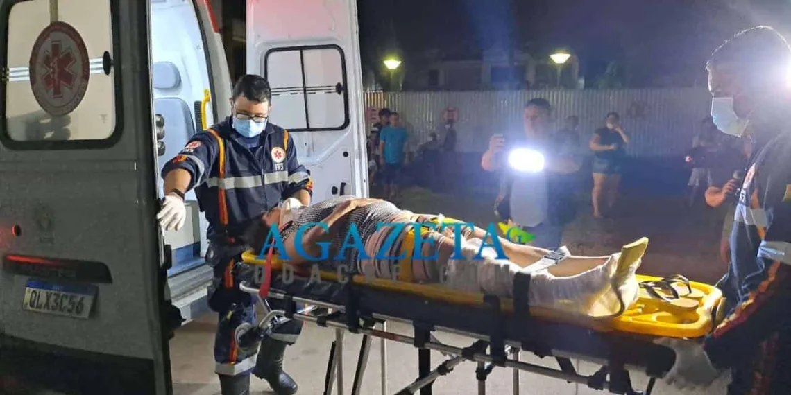 Mulher com criança de colo é atropelada na Estrada da Floresta