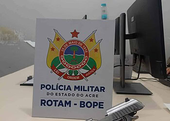 No dia do seu aniversário, homem é preso com uma arma de fogo na Cidade do Povo