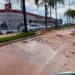 Parte da Avenida Ceará é inundada após possível rompimento de adutora