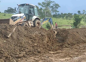Deracre trabalha para melhorar pontos críticos no Barro Alto, em Rio Branco