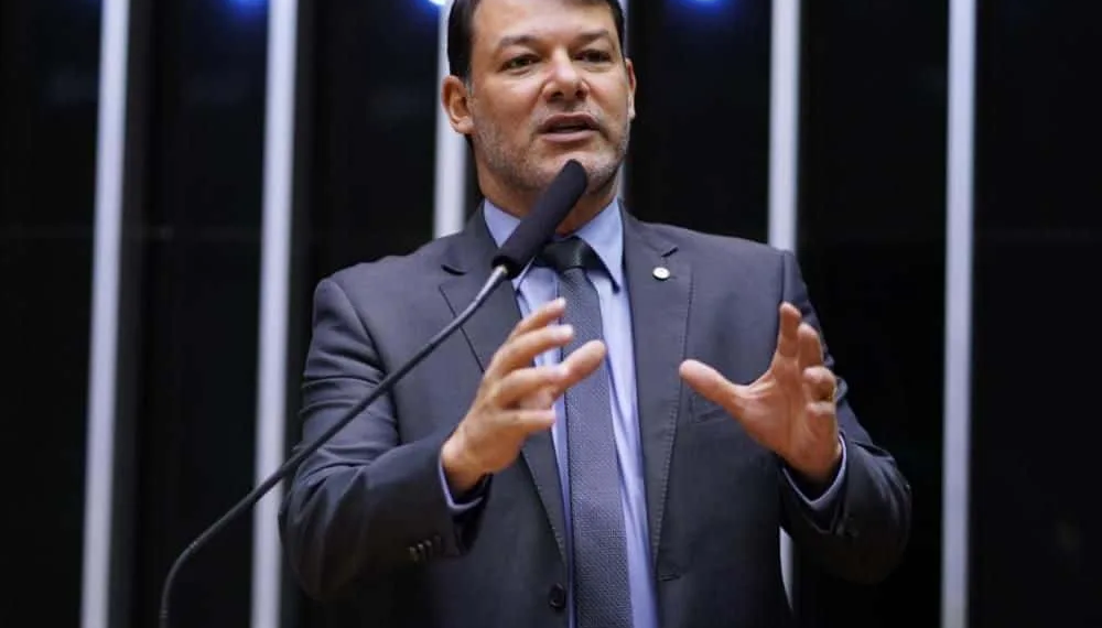 Roberto Duarte protocola projeto de lei para criação de Programa de recuperação de áreas degradadas