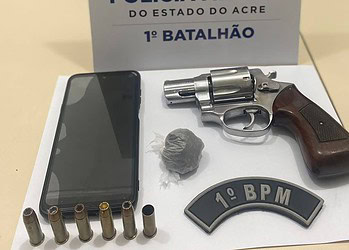 Polícia acaba com festa de facção no Calafate e apreende arma de fogo
