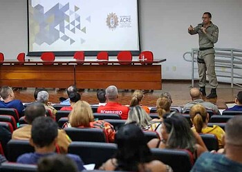 Cartilha irá orientar gestores em caso de violência nas escolas. Foto: Dhárcules Pinheiro/Sejusp