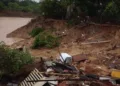 Desbarrancamento deixa seis casas totalmente destruídas na Cidade Nova