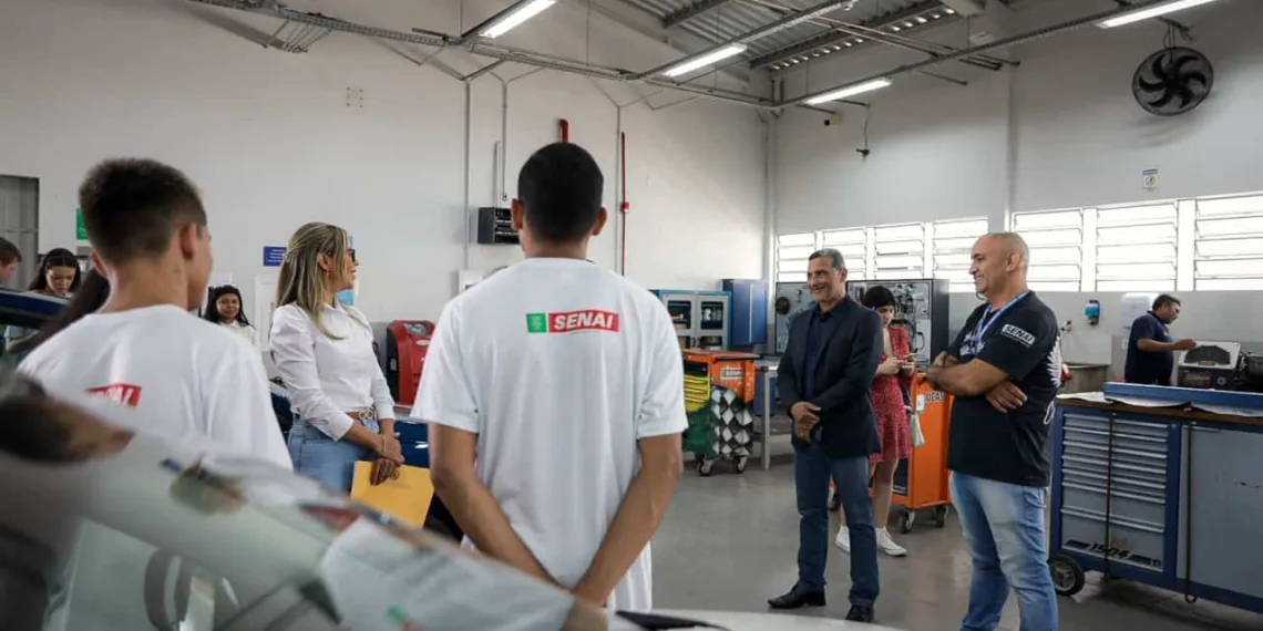 Socieducandos serão qualifidos pelo Senai e empresa privada