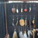 Artesanatos são produzidos por Lhama para conseguir se manter com renda. (Foto: Aletheya Alves) - CREDITO: CAMPO GRANDE NEWS