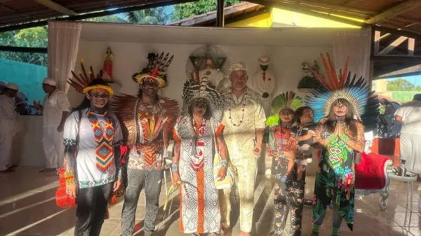 Maior terreio de Umbanda do Ceará recebe pajé do Acre para ritual de Umbandaime