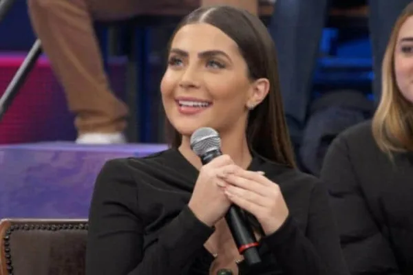 Jade Picon recebe críticas após momento constrangedor no ‘Altas Horas’: “Vive em uma realidade paralela”