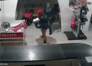 Criminosos invadem loja da Honda e causam prejuízo de mais de R$ 50 mil no interior do Acre