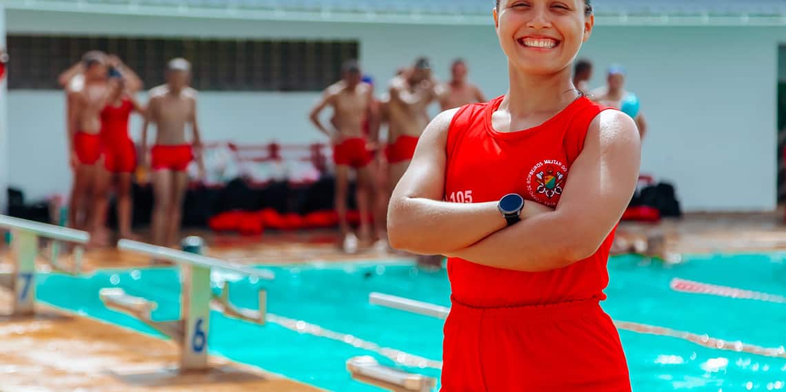 Bárbara Ferreira se prepara para fazer parte do Corpo de Bombeiros e ajudar a população nas mais diversas missões. Foto: Neto Lucena/Secom
