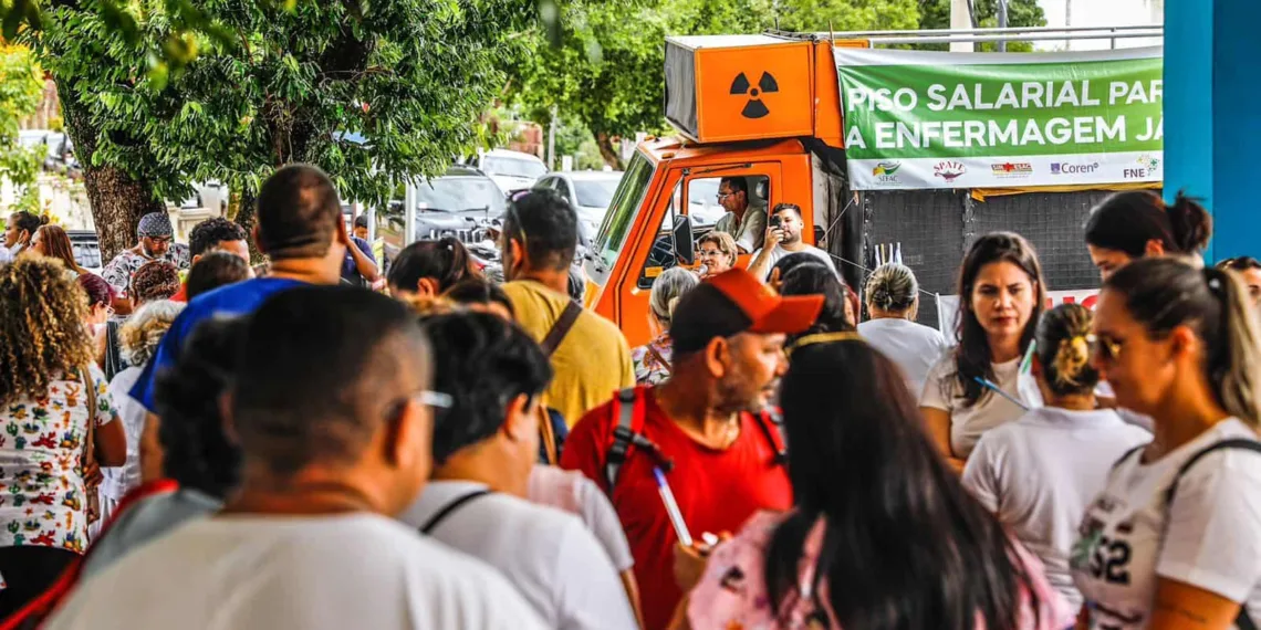 Técnicos de enfermagem aceitam reajuste no valor de plantões que passa de R$ 78 para R$ 101