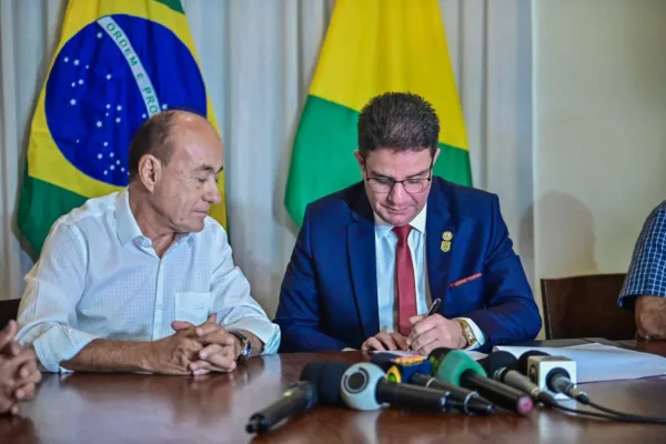 Governo e prefeitura firmam parceria para revitalizar sistemas de coleta e tratamento de esgoto em Rio Branco