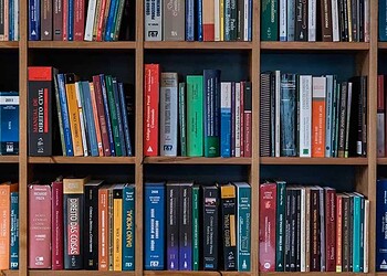 Ministério Público do Acre pede doações de livros para reeducandos