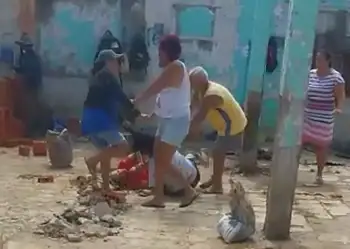 Briga em espaço público abandonado termina com duas mulheres presas em Rio Branco