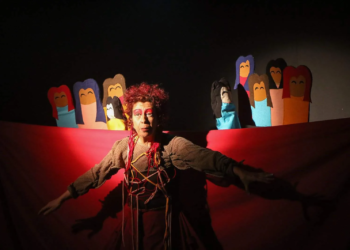 Projeto 'A Escola Vai ao Teatro na Volta às Aulas' leva arte e cultura aos estudantes da rede pública