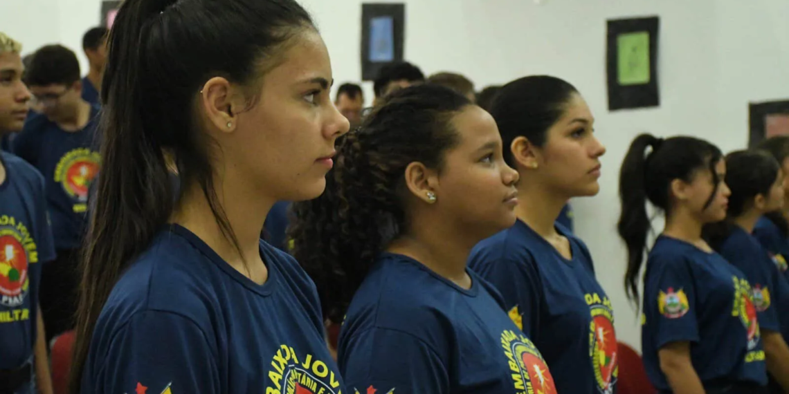Facilitar a inserção de jovens no mercado de trabalho é um dos objetivos do projeto. Foto: Elisson Magalhães