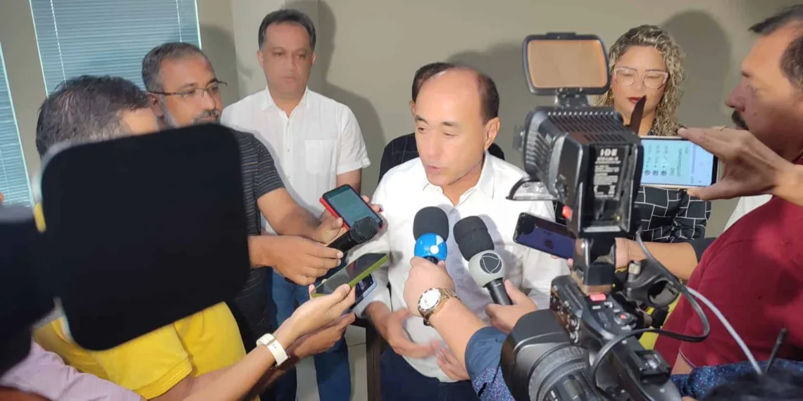 Bocalom anuncia contratação de mais de 360 profissionais da Saúde e novo concurso para este ano