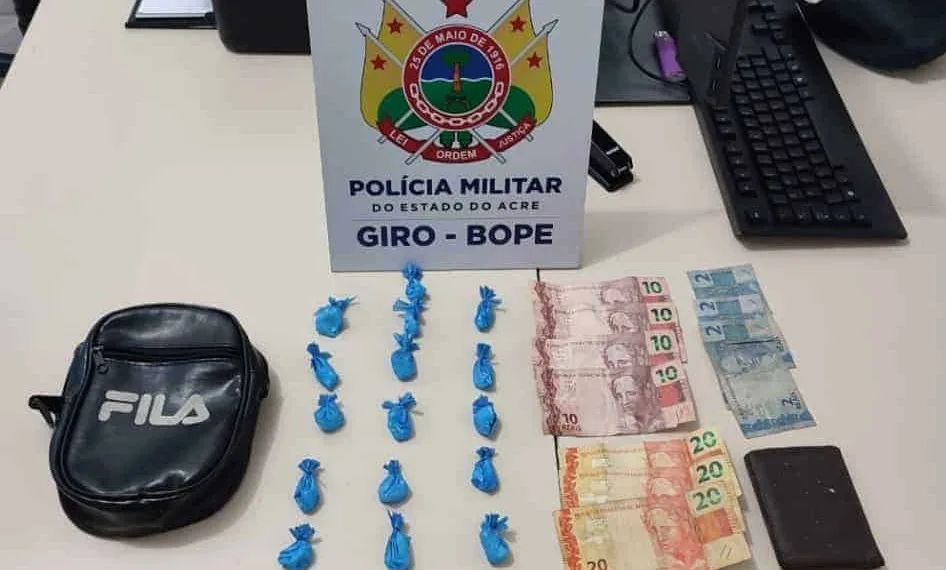 Dupla é presa por tráfico de drogas no Mocinha Magalhães