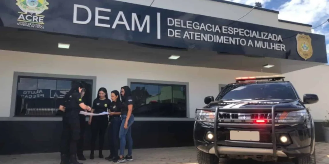 Marido que atirou em esposa grávida por ciúmes é preso no Acre