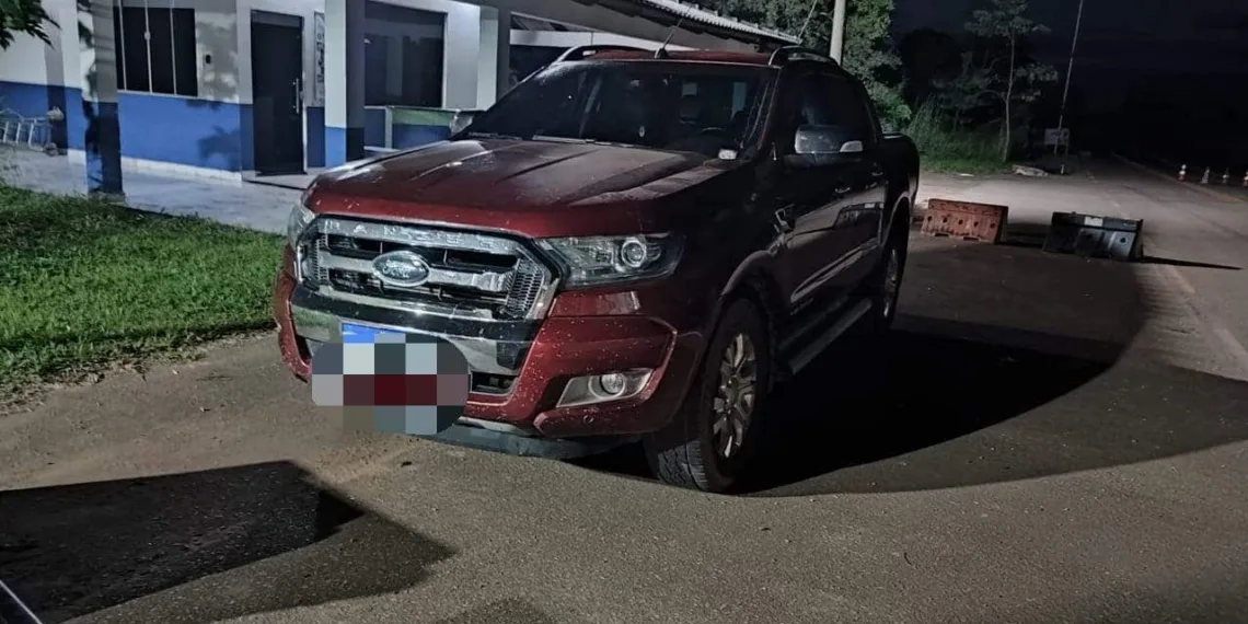 Criminosos invadem casa, fazem família de refém e roubam carro no interior do Acre