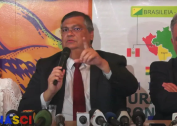 Em visita a Brasiléia, ministro Flávio Dino anuncia R$ 91 milhões para segurança pública