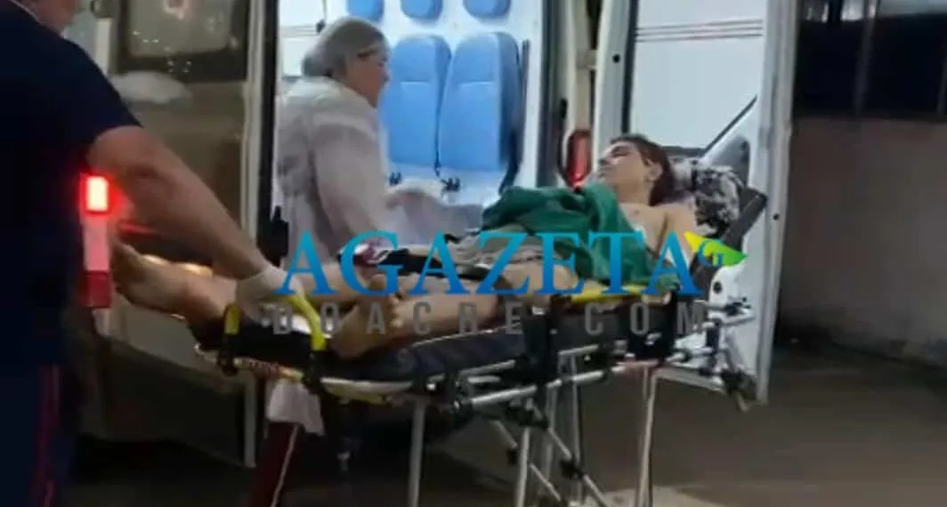 Jovem é baleado em praça e fica em estado gravíssimo no Acre