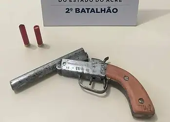 Homem é preso com bicicletas roubadas e arma de fogo