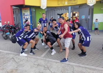 Alunos do Acre vencem campeonato internacional de futebol escolar, no Peru