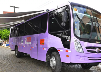 Secretaria de Estado da Mulher anuncia retorno dos serviços do 'ônibus lilás''