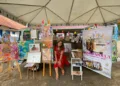 Conheça a Kombi Papoula, uma galeria de arte ambulante