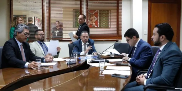 Aleac vai votar PL que assegura distribuição gratuita de medicamentos à base de cannabis