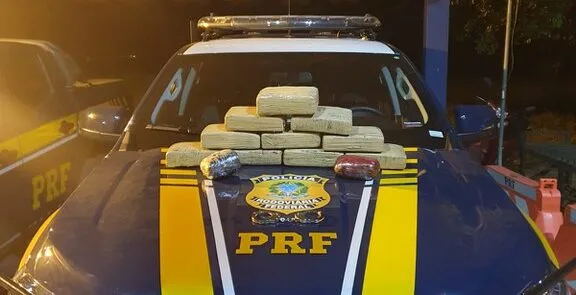 Homem é preso levando maconha dentro de mochila em ônibus com destino a Vitória