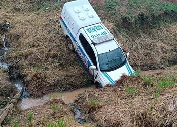 Assaltante detido após viatura da PM cair em córrego tem prisão mantida