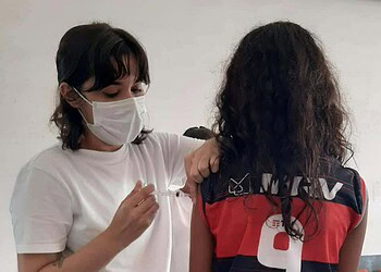 Estado realiza Dia D de vacinação e mutirão de consultas oftalmológicas de população indígena