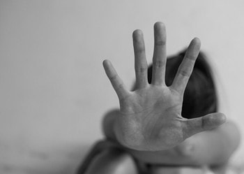 Em três meses, 2ª Vara de Proteção à Mulher deferiu mais de 300 medidas protetivas