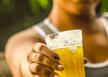 Tradicional Bar do Zé do Branco promove 'noite dos solteiros' neste Dia dos Namorados