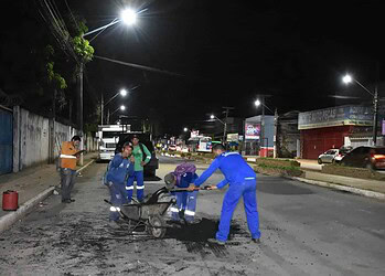 Trabalho de manutenção das estradas é contínuo. Foto: Eudes Goes/Deracre