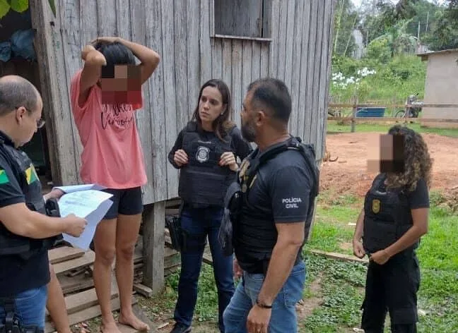 Mulher condenada há mais de 13 anos por diversos crimes é presa