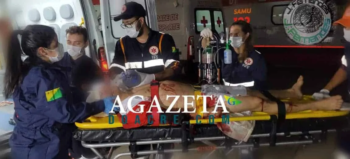 Homem é agredido a pauladas após 'mexer' com mulher de faccionado