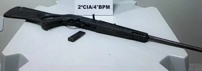 Perseguição policial termina com homem preso e arma apreendida