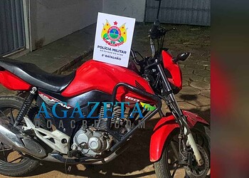 Polícia prende assaltante e recupera moto roubada no bairro Quinze