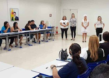 Servidores do Iapen participam de roda de conversa sobre os direitos do público LGBT. Foto: Daniel Villamor/Iapen