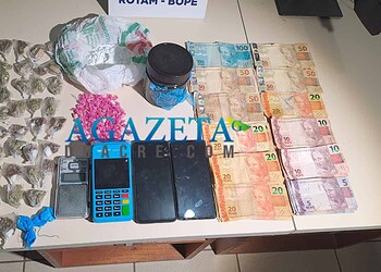 Mulher é presa com drogas e mais de R$ 2 mil em dinheiro na capital