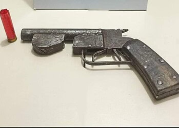 Polícia apreende arma de fogo e recupera moto roubada em Rio Branco