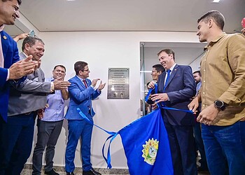 Governador Cameli destacou a importância de atender bem a população e a oportunidade de oferecer condições dignas de trabalho aos servidores. Foto: Diego Gurgel/Secom