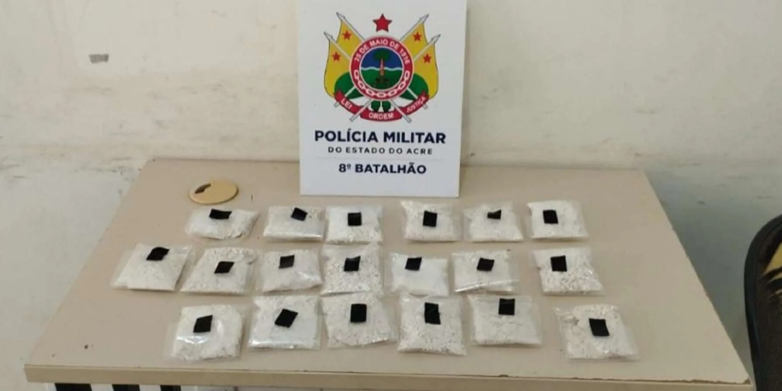 Trio de traficantes é preso em flagrante vendendo drogas no interior do Acre